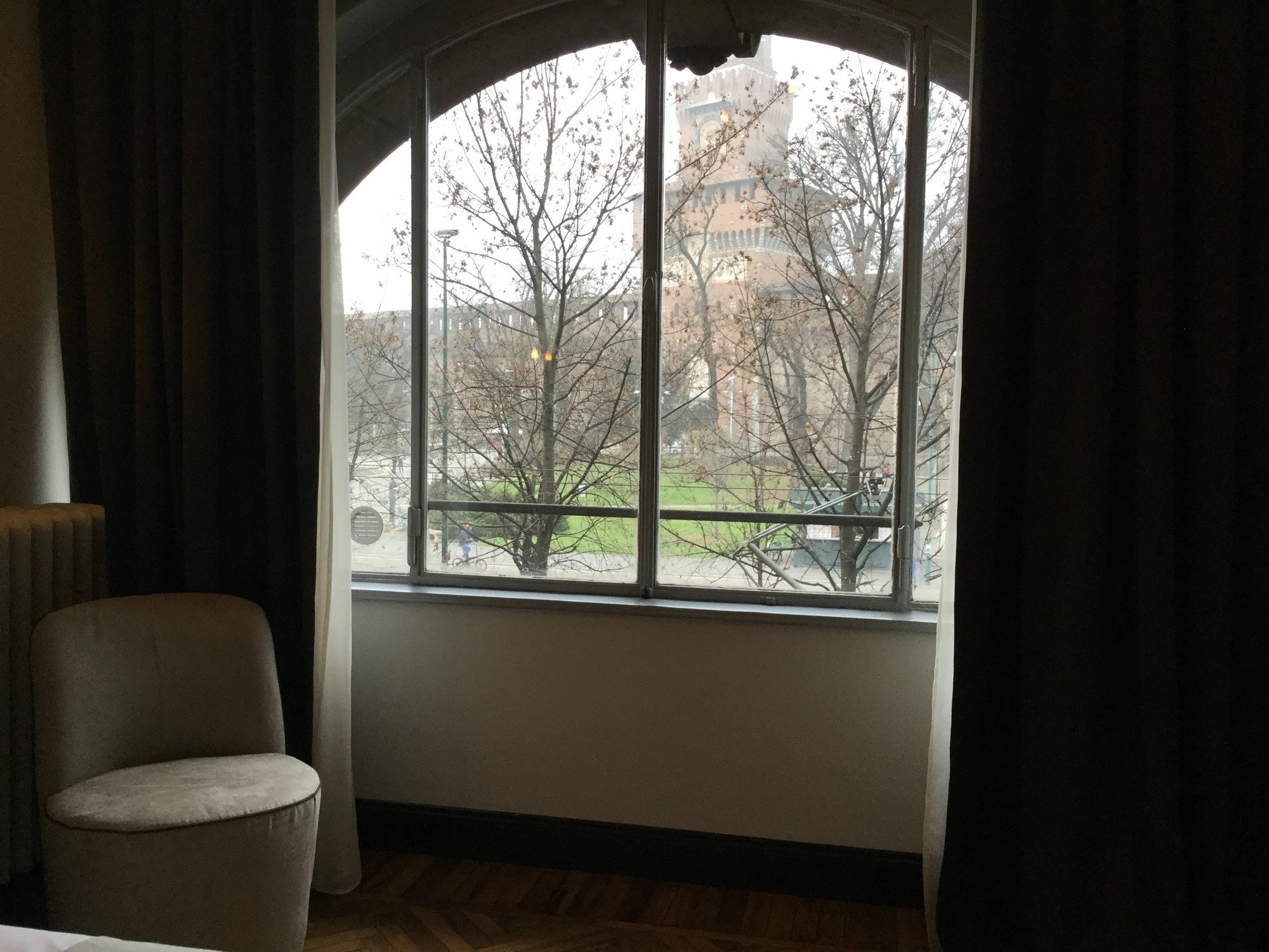 Castello Guest House Milano Экстерьер фото